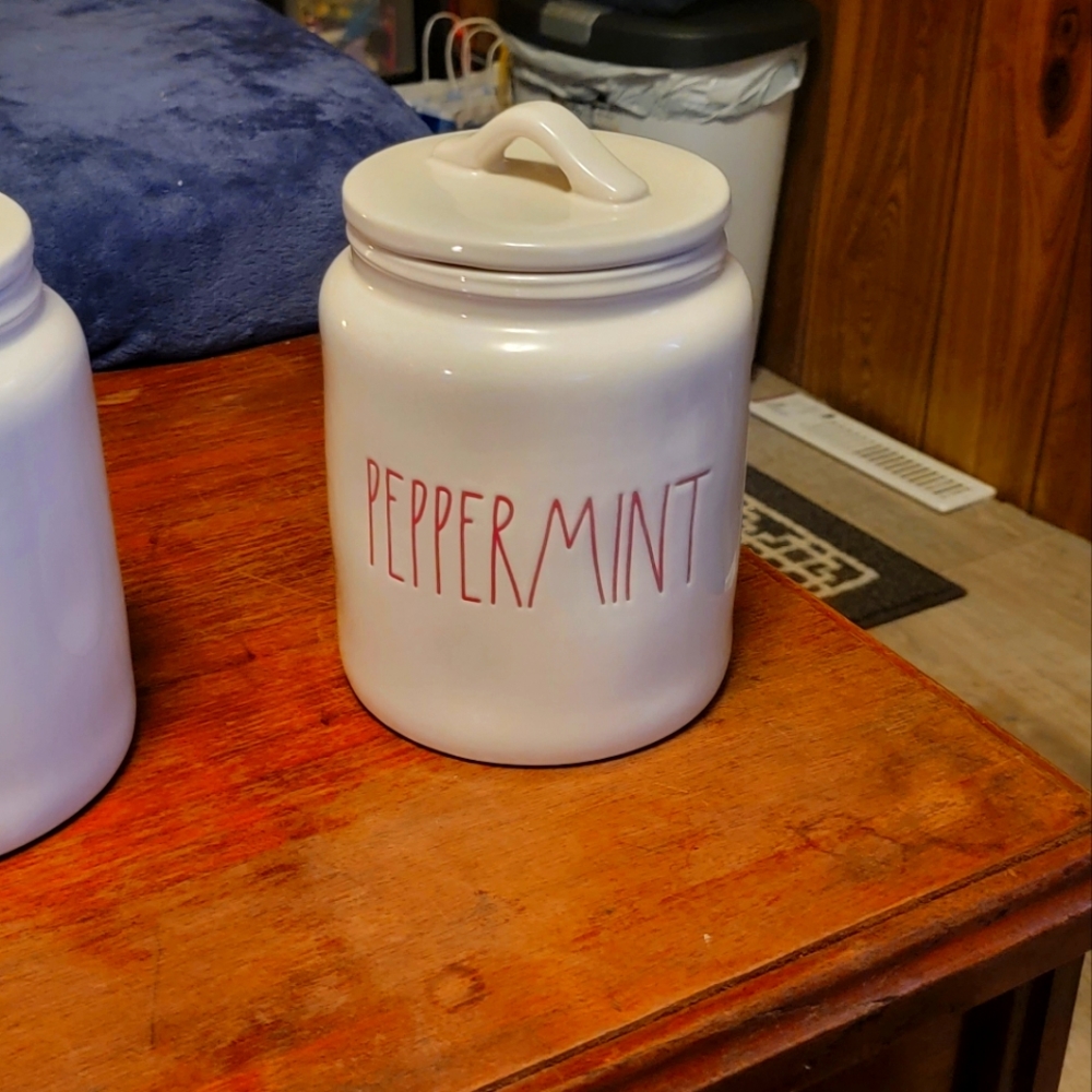Peppermint Rae dunn, medium size